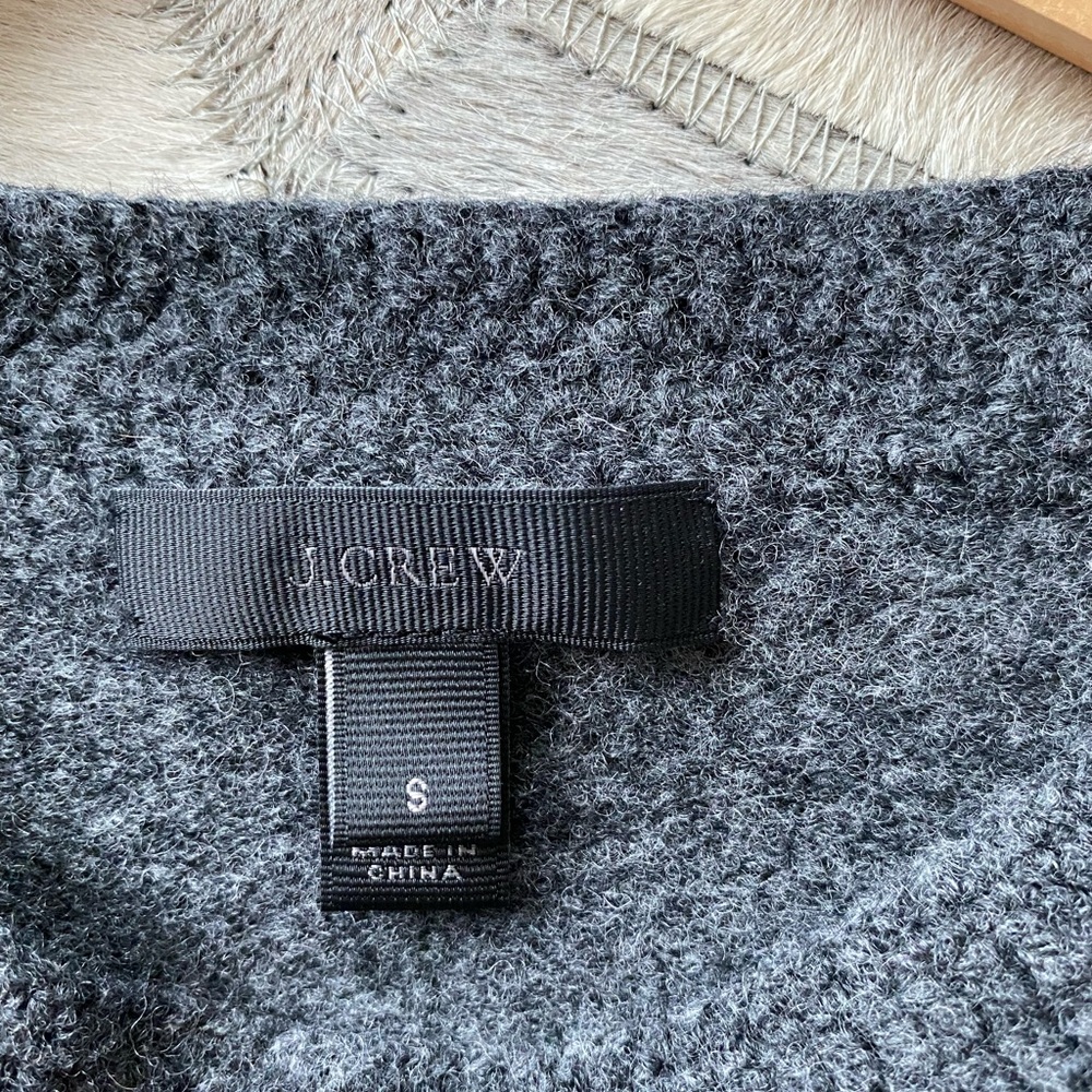 Sweater - Picture 3 of 3